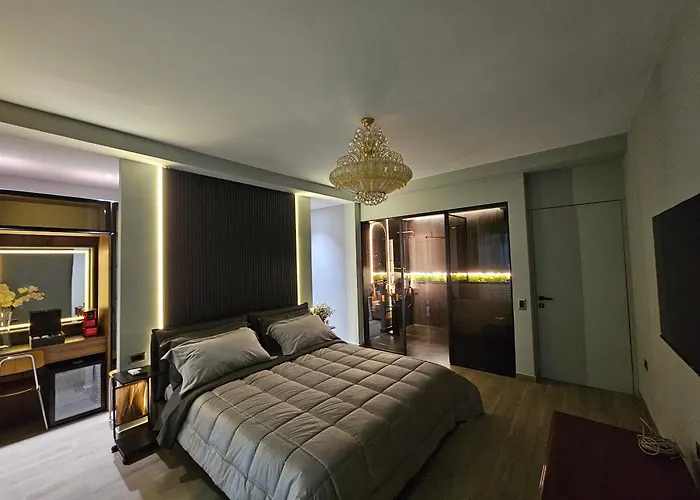 Blloku Suites, Centre,tirana Couette-café